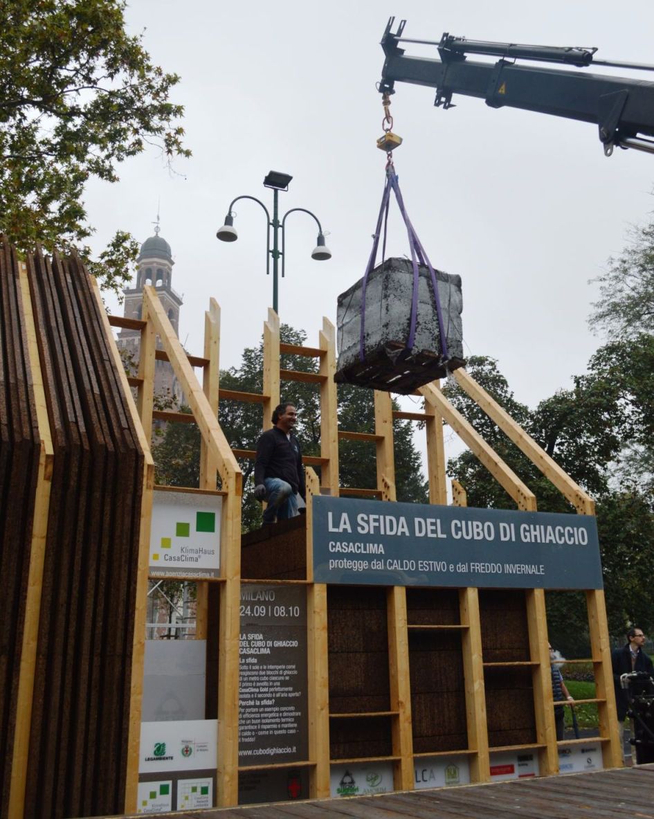 BLM Domus, la sfida del cubo di ghiaccio BLM Domus, la sfida del cubo di ghiaccio